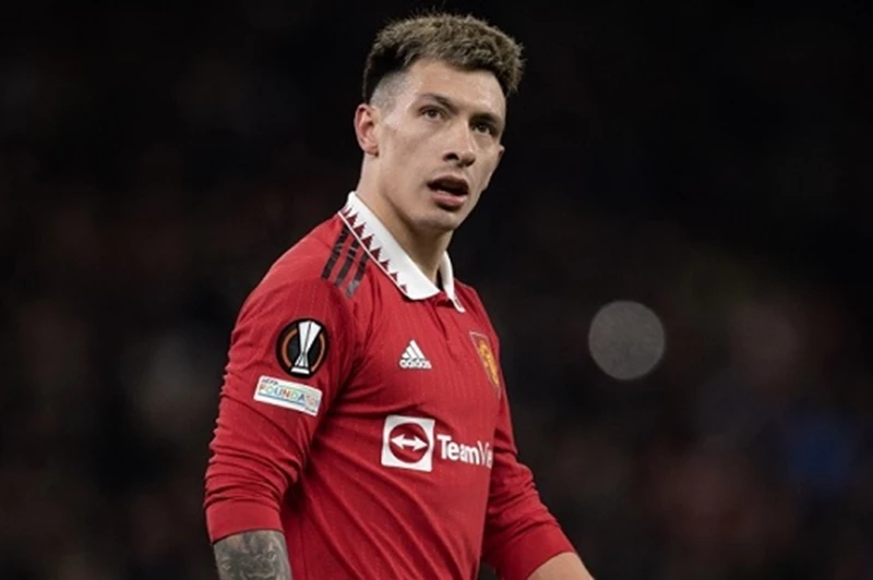 ليساندرو مارتينيز ينتظم في تدريبات مانشستر يونايتد ليساندرو مارتينيز ينتظم في تدريبات مانشستر يونايتد