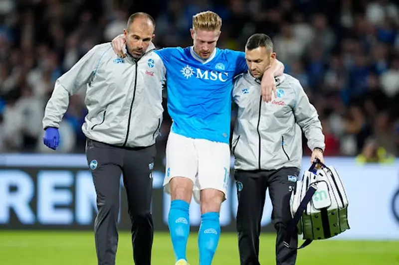 نابولي يعلن خضوع دي بروين لعملية جراحية نابولي يعلن خضوع دي بروين لعملية جراحية