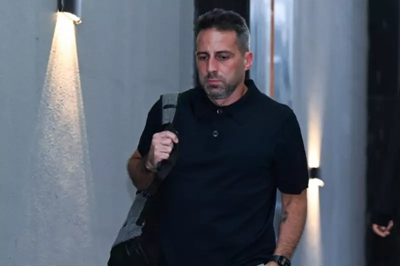 كيف يتحرك الزمالك لفسخ عقد فيريرا دون دفعه كاملًا؟ كيف يتحرك الزمالك لفسخ عقد فيريرا دون دفعه كاملًا؟